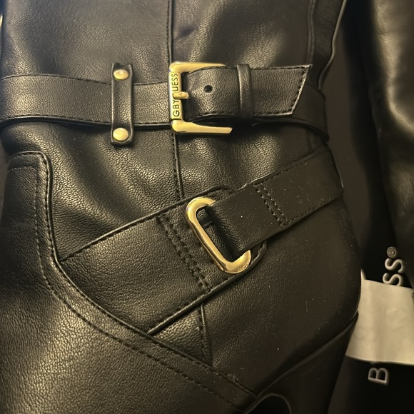 Beautiful Black Knee High Boots by GUESS - Picture 10 of 10